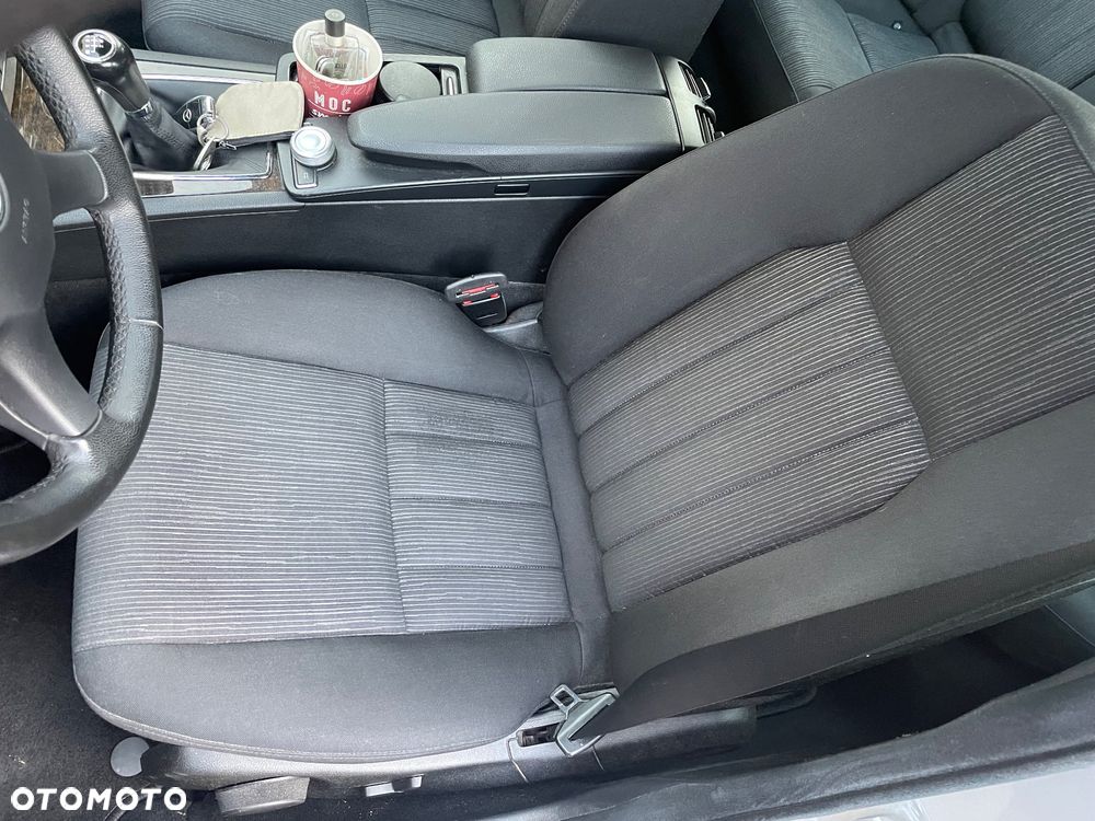 Mercedes-Benz Klasa C 220 CDI Elegance - 12