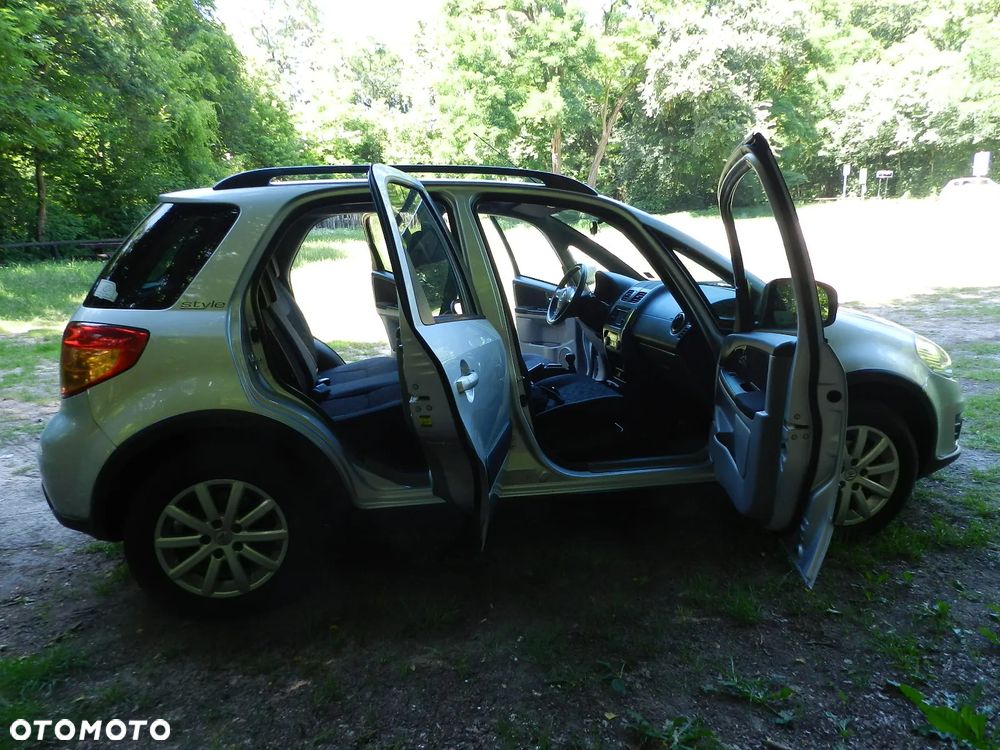 Suzuki SX4 Classic 1.6 VVT 4x2 Style - 10