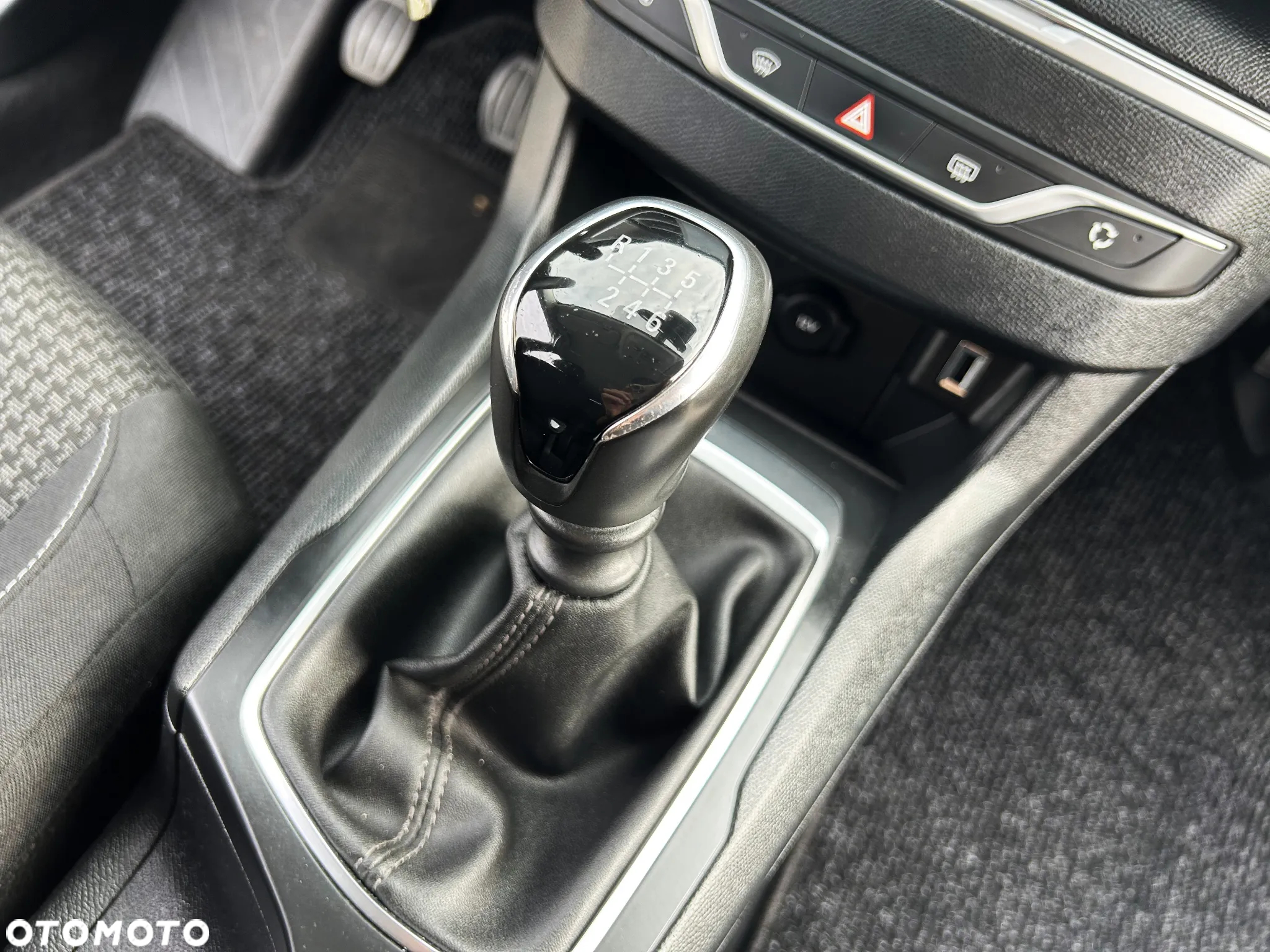 Peugeot 308 BlueHDi FAP 100 Stop & Start Active - 14