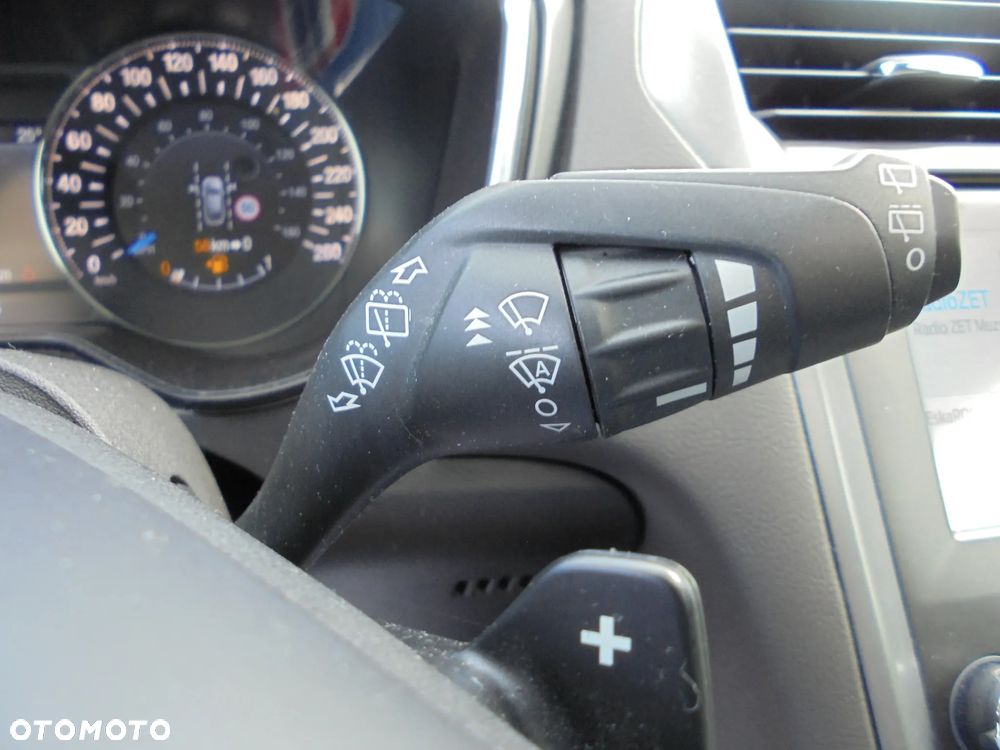 Ford Mondeo 2.0 TDCi Titanium PowerShift - 28
