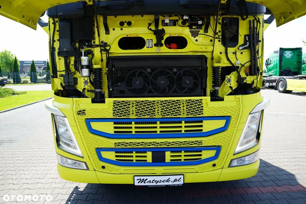 Volvo FH 500 / HYDRAULIKA / KLIMA POSTOJOWA / ALUFELGI / OPONY 100 % / I-SHIFT / - 37