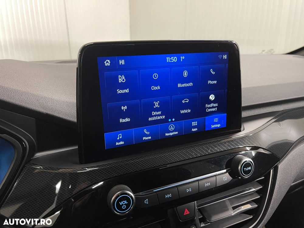 Ford Kuga 2.5 Duratec FHEV 4x4 ST-LINE X - 18