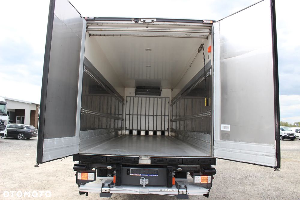 Renault D320 CHŁODNIA/*CARRIER* 1150mt /CHEREAU/TYLNE DRZWI / KAB.SYPIALNA/ EURO 6/*SERWIS FR*/ SUPER STAN - 15