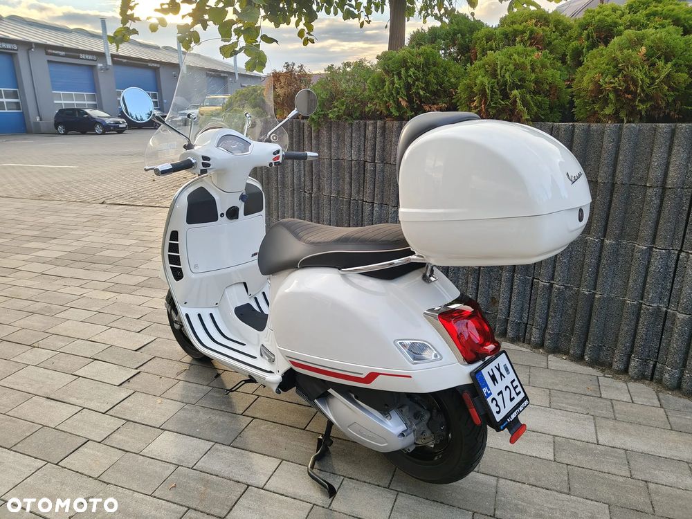 Piaggio Vespa - 3