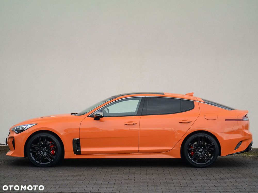 Kia Stinger - 7
