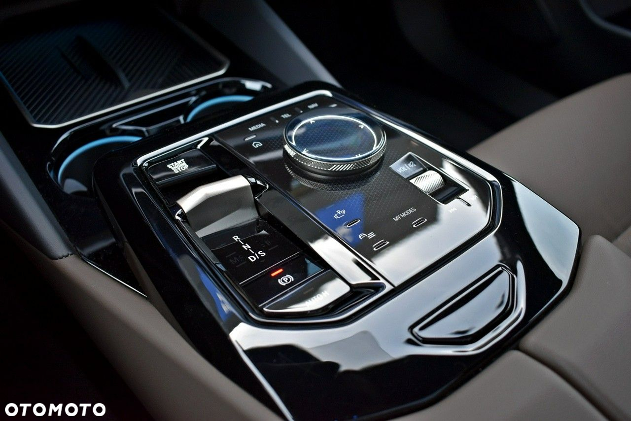 BMW Seria 5 - 34