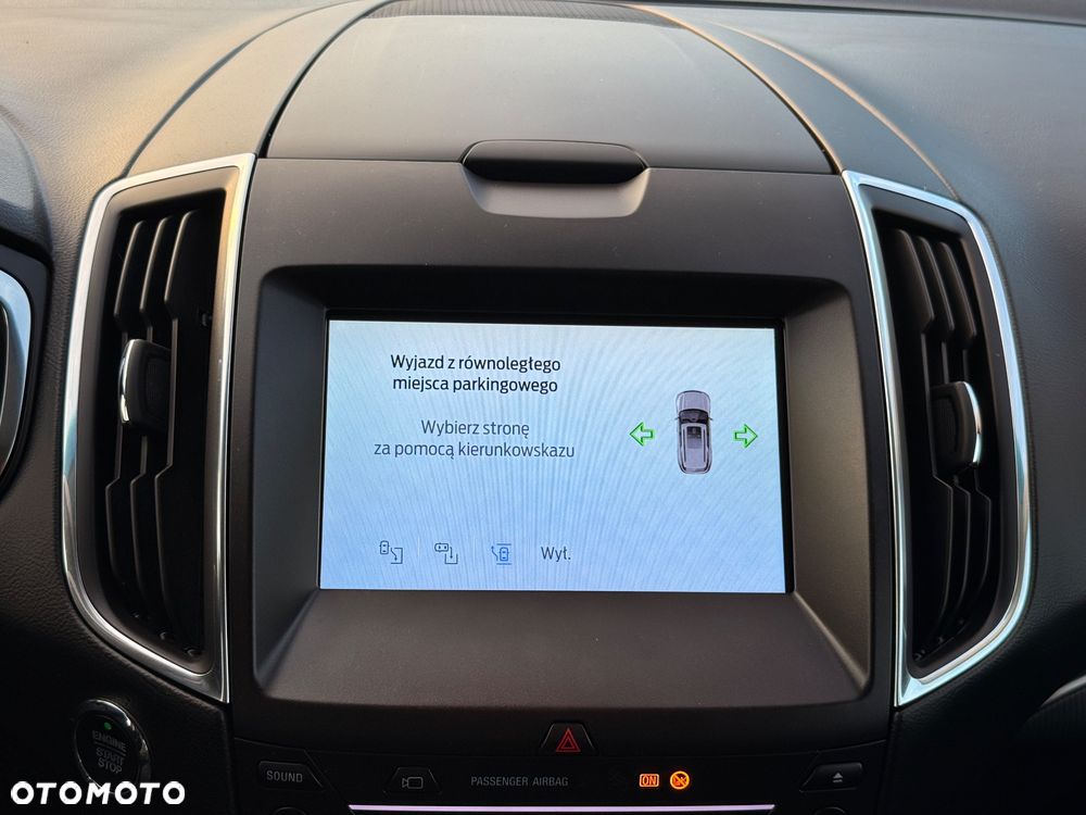 Ford Edge 2.0 EcoBlue Bi-Turbo 4x4 Titanium - 34