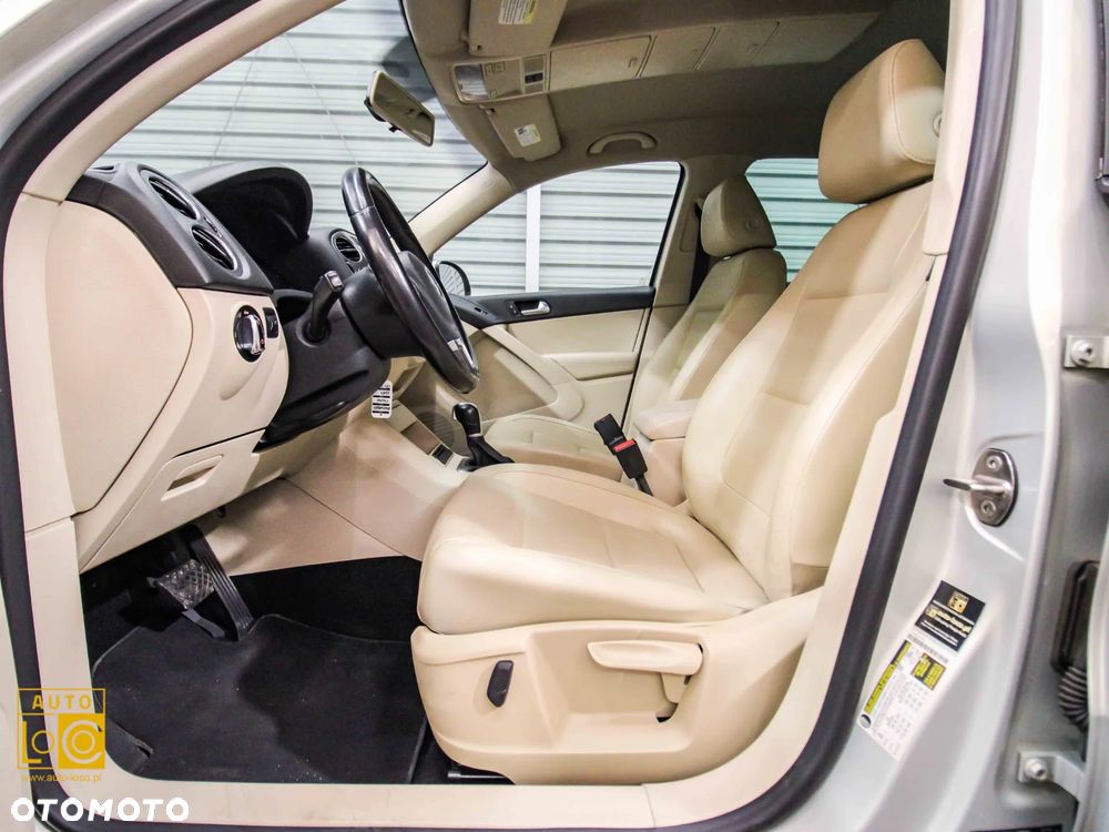 Volkswagen Tiguan - 11