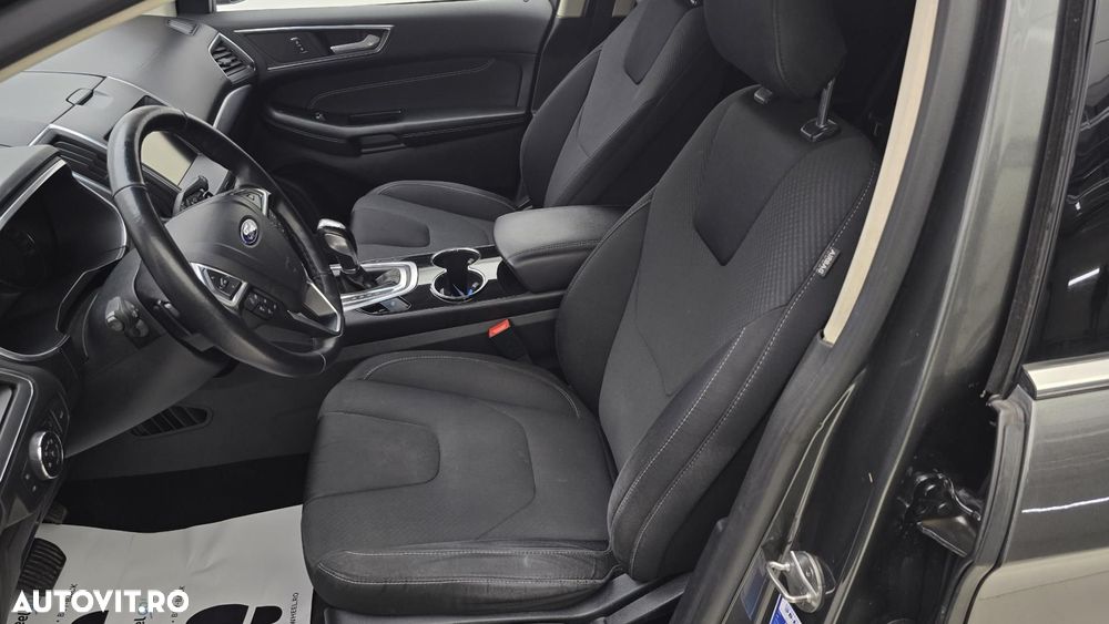 Ford Edge - 12