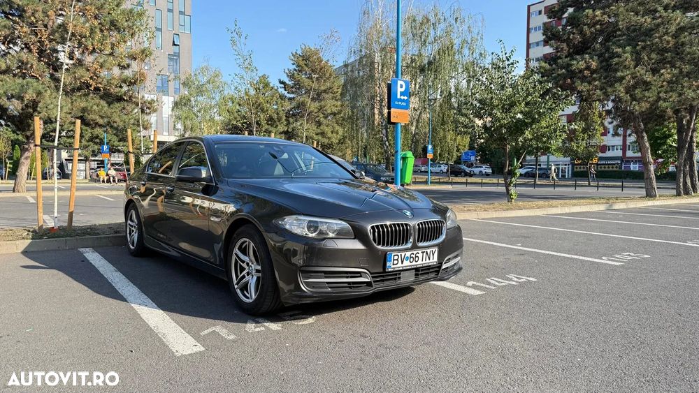 BMW Seria 5 525d xDrive AT - 5
