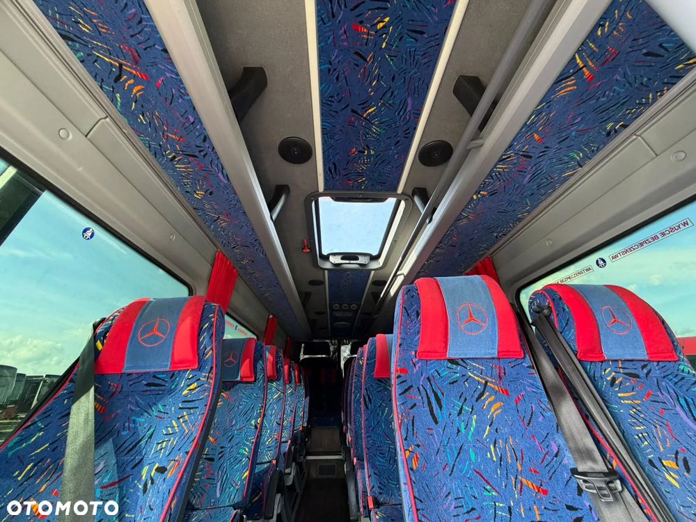 Mercedes-Benz Sprinter 516 - 16