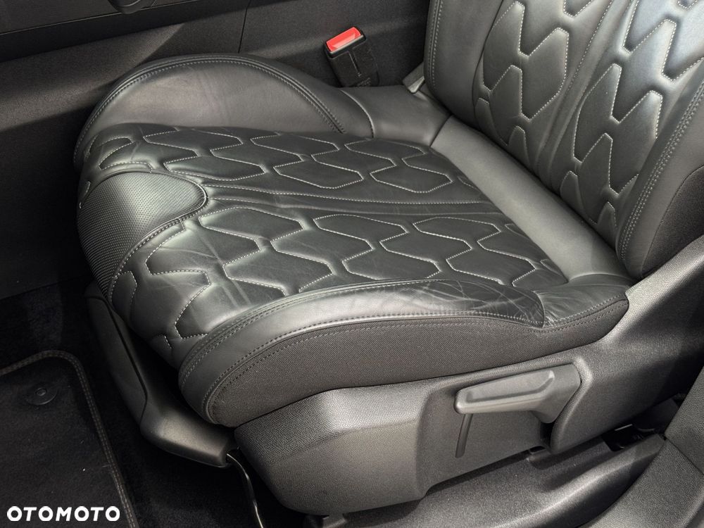 Peugeot 5008 1.2 PureTech Allure Pack S&S EAT8 - 11