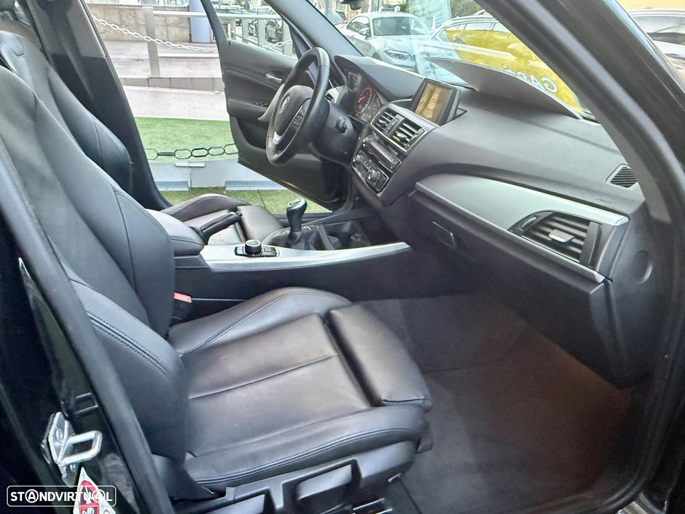 BMW 116 d Line Urban - 11