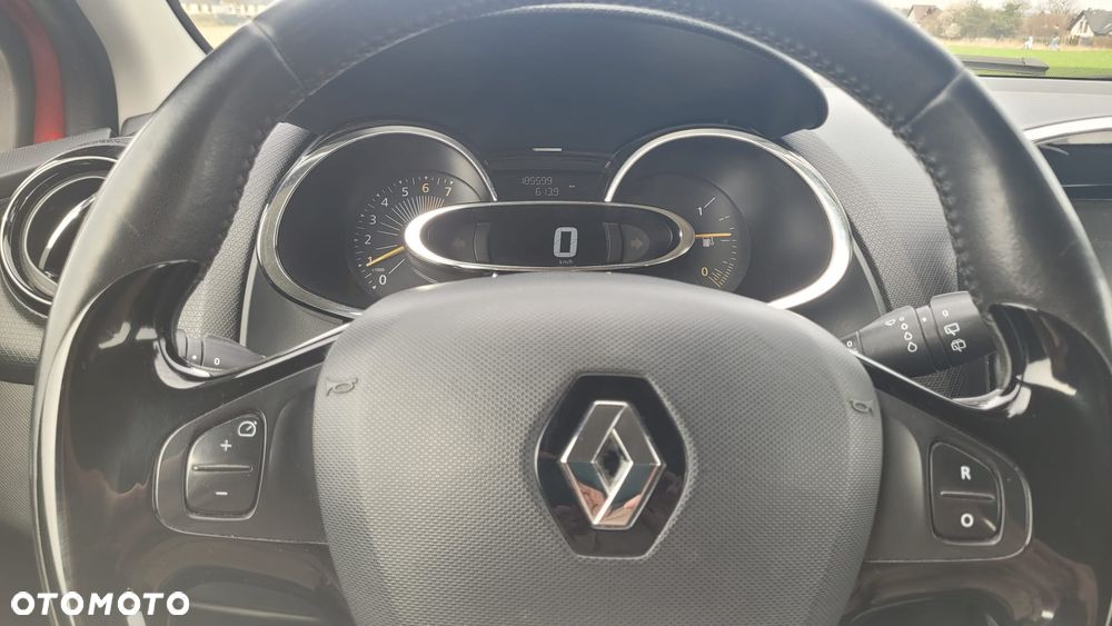 Renault Clio 1.2 16V Confort Authentique - 5