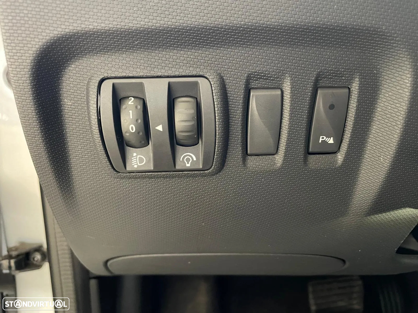 Renault Captur 1.2 TCe Exclusive EDC - 22