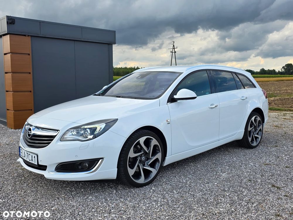 Opel Insignia 2.0 CDTI 4x4 Automatik Sport - 2