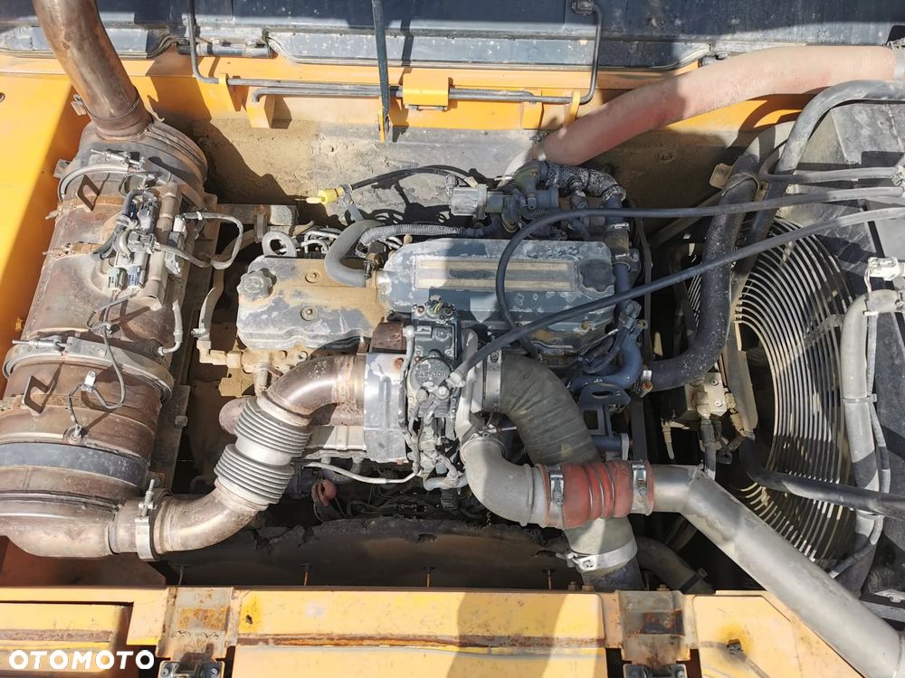 Hyundai HLC300-9A - 17