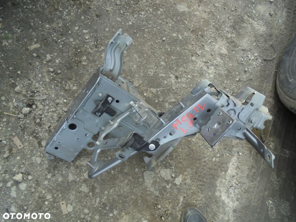 ĆWIARTKA PODŁUŻNICA PRZÓD LEWA RENAULT MEGANE III