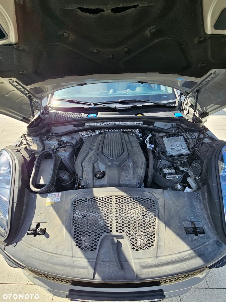 Porsche Macan - 15