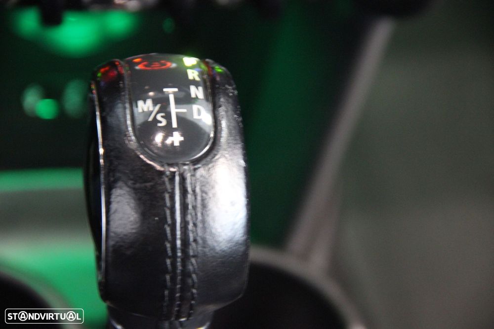 MINI 3 Portas Cooper D Auto - 14