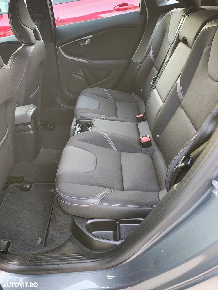 Volvo V40 D2 RDesign - 18