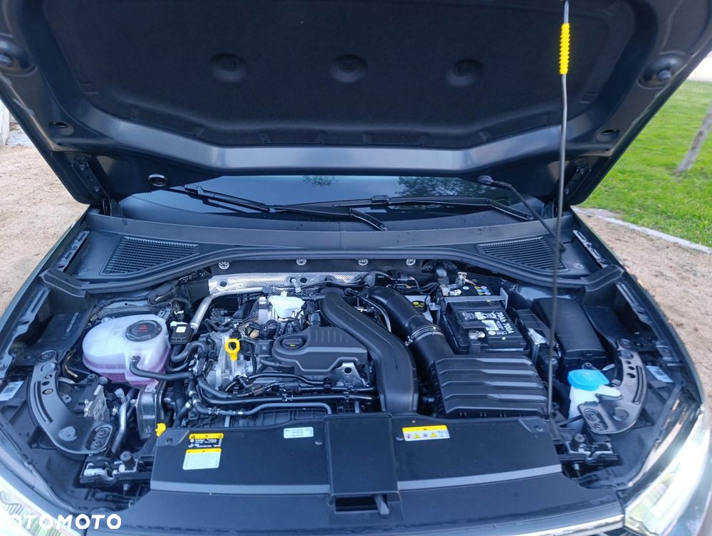 Volkswagen T-Roc 1.5 TSI OPF DSG R-Line - 9