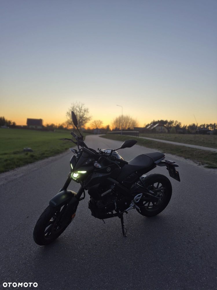 Yamaha MT - 12