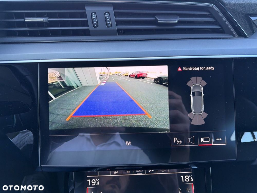 Audi e-tron 50 Quattro S Line - 31