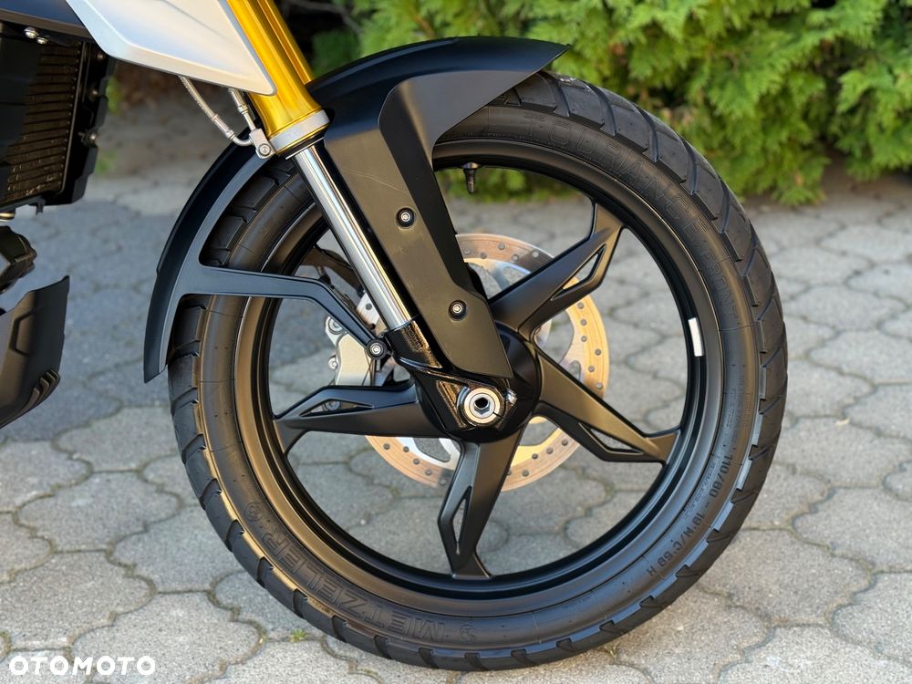 BMW GS - 11