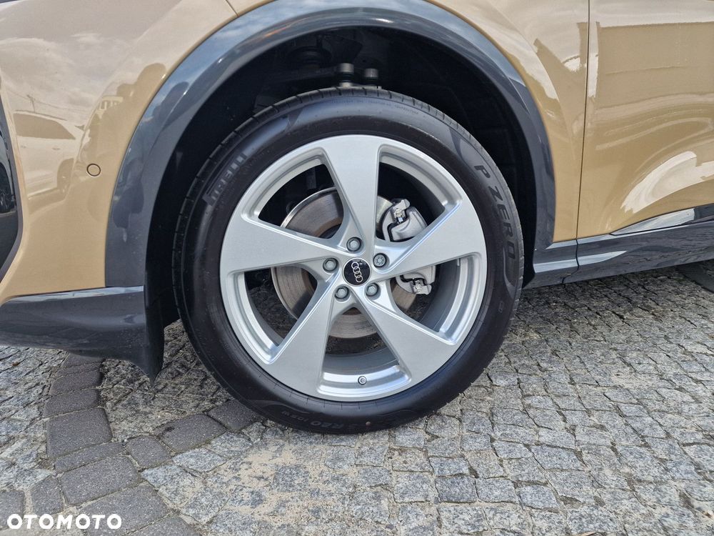 Audi Q5 Sportback - 9