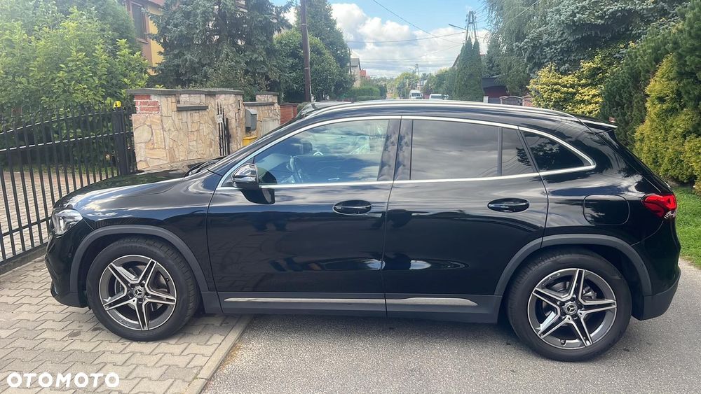 Mercedes-Benz GLA 200 AMG Line - 2