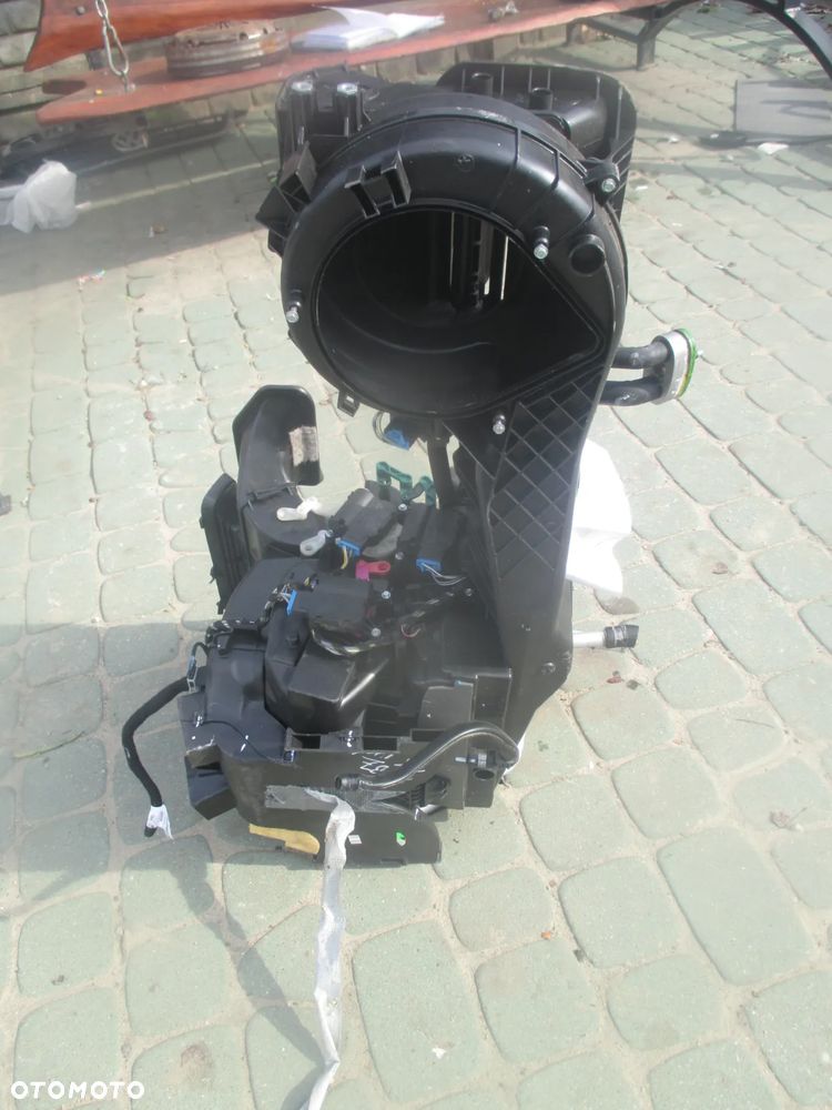 obudowa nagrzewnicy Audi A4 B7 1.8 Turbo Europa - 3
