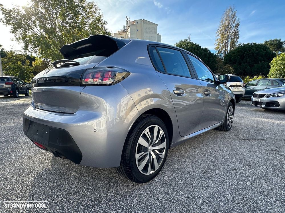 Peugeot 208 1.2 PureTech Allure EAT8 - 7