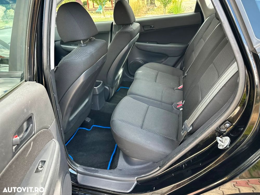 Hyundai i30 1.4 Edition 20 - 14