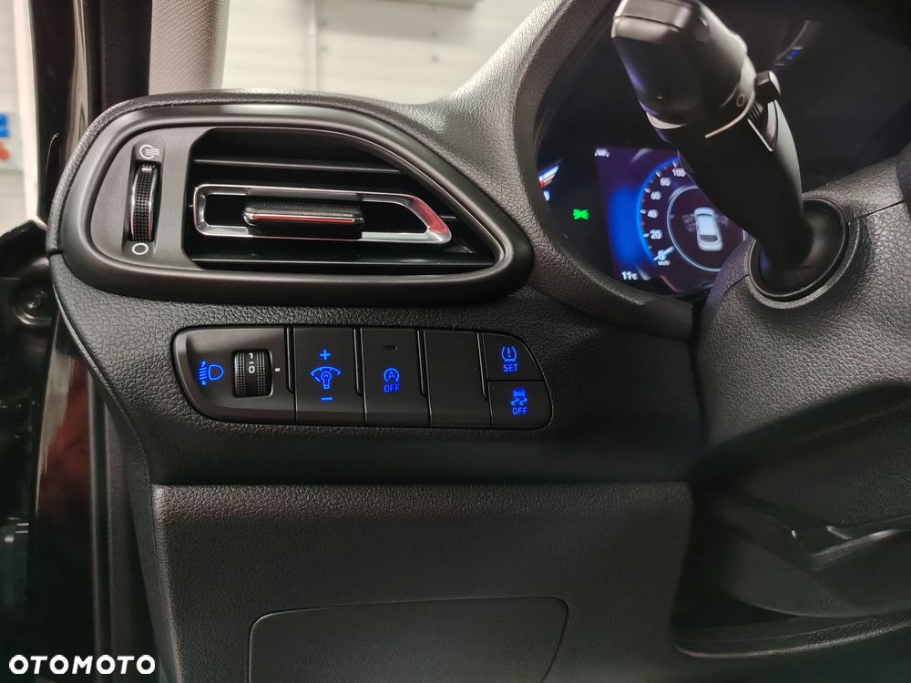 Hyundai i30 1.5 DPI Modern - 30