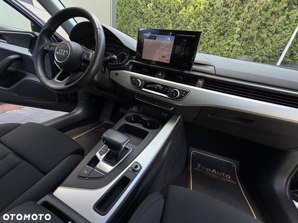 Audi A4 Avant 40 TFSI S tronic - 17