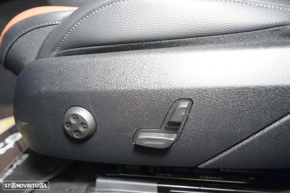 Mercedes-Benz C 300 - 22