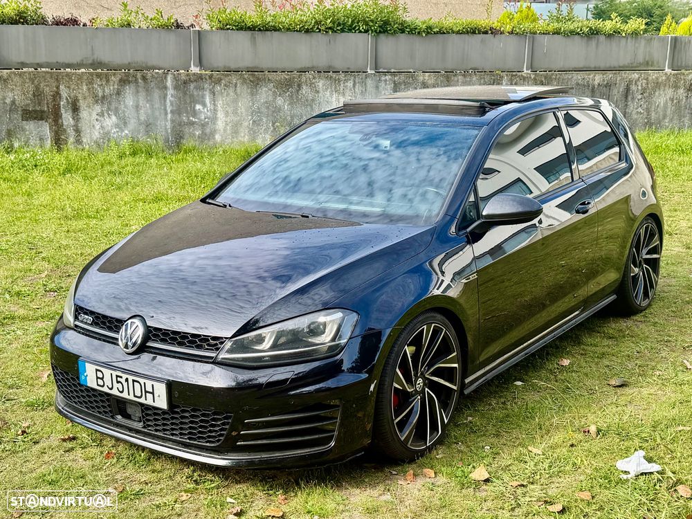 VW Golf 2.0 TDI GTD DSG - 21