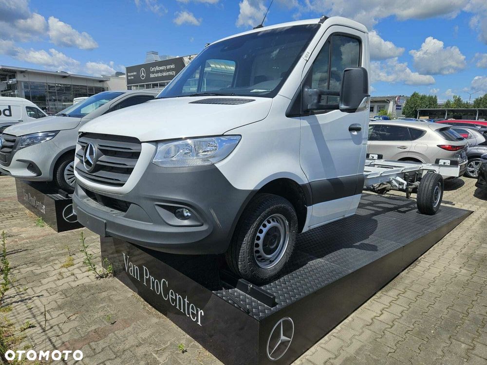 Mercedes-Benz Sprinter 317 CDI OM654