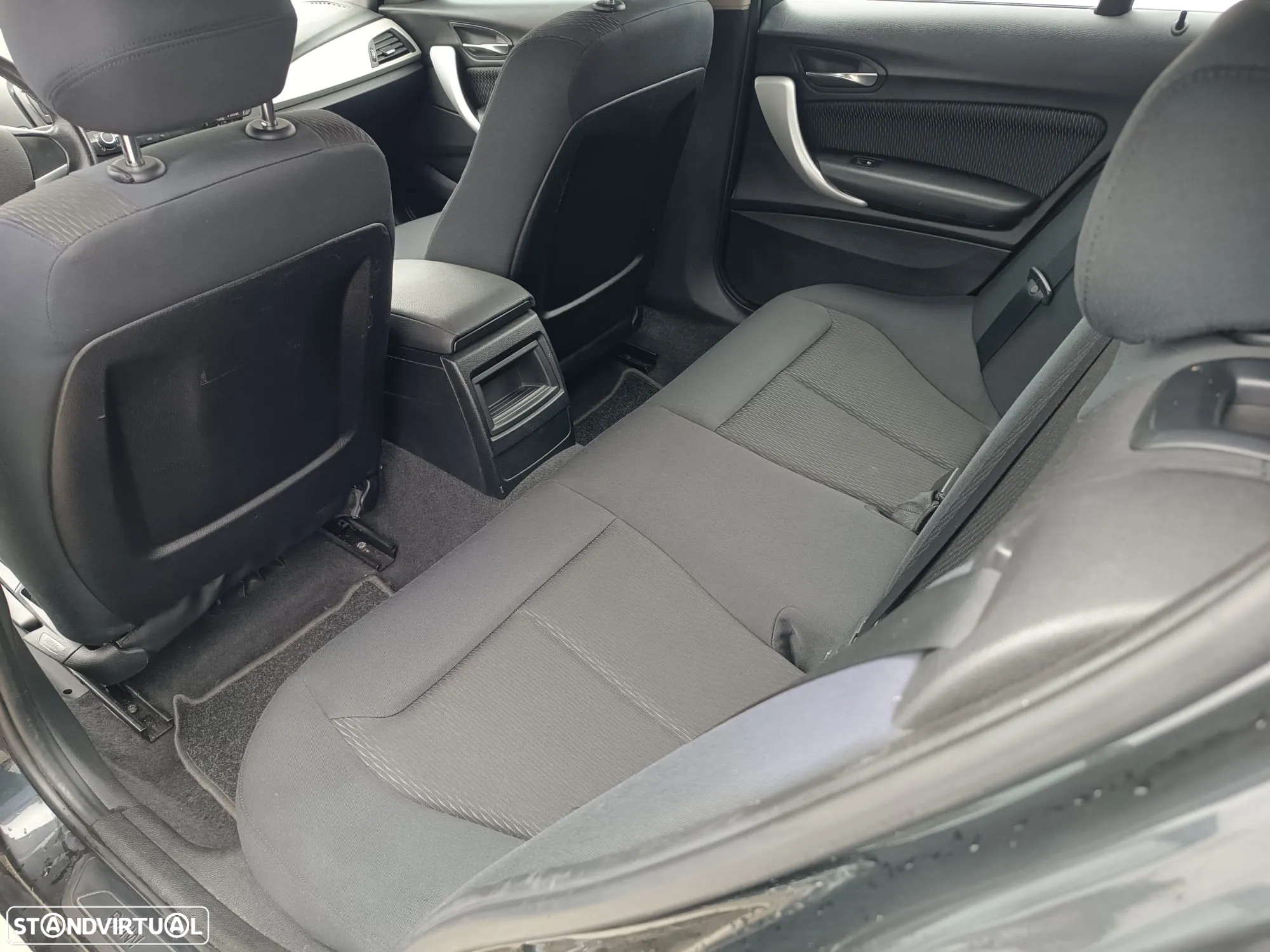 BMW 116 d EDynamics Line Urban - 11