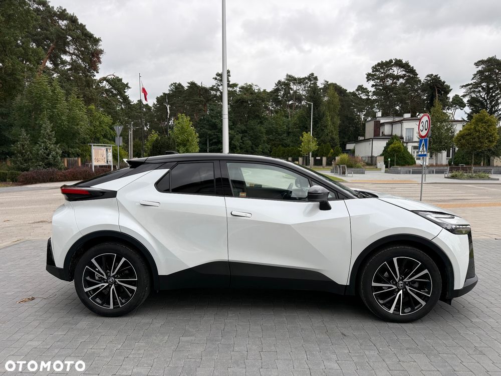 Toyota C-Hr 2024 photo 3