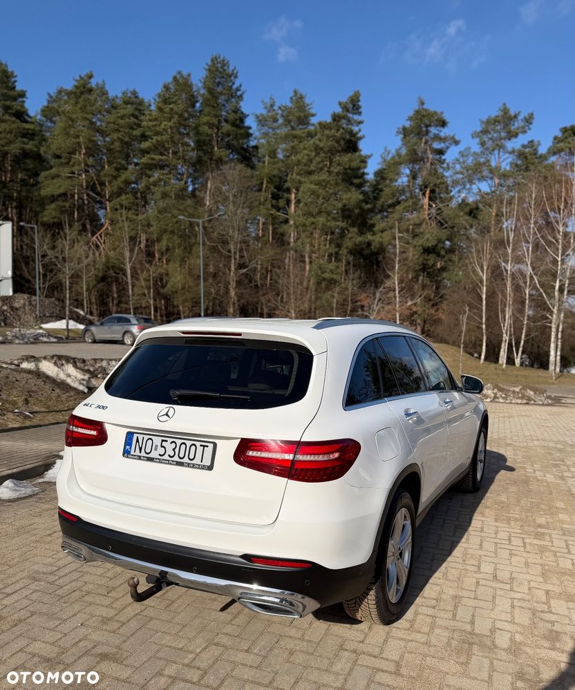 Mercedes-Benz GLC - 6