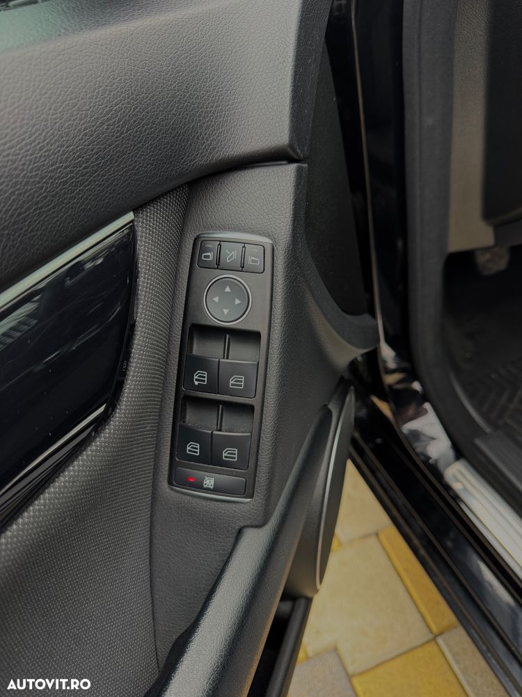 Mercedes-Benz C 180 CDI DPF (BlueEFFICIENCY) - 12
