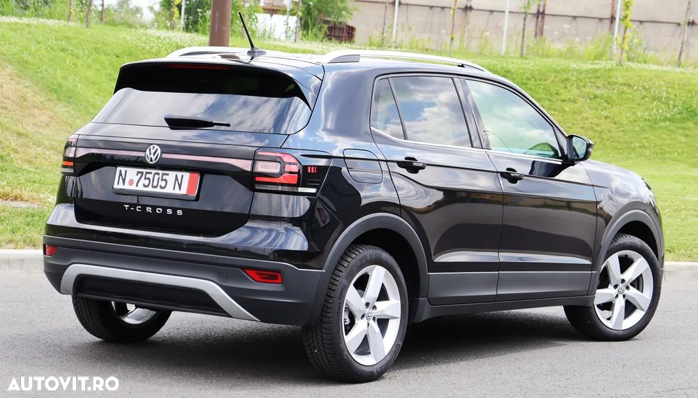 Volkswagen T-Cross - 10