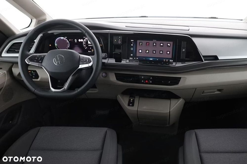Volkswagen Multivan - 13