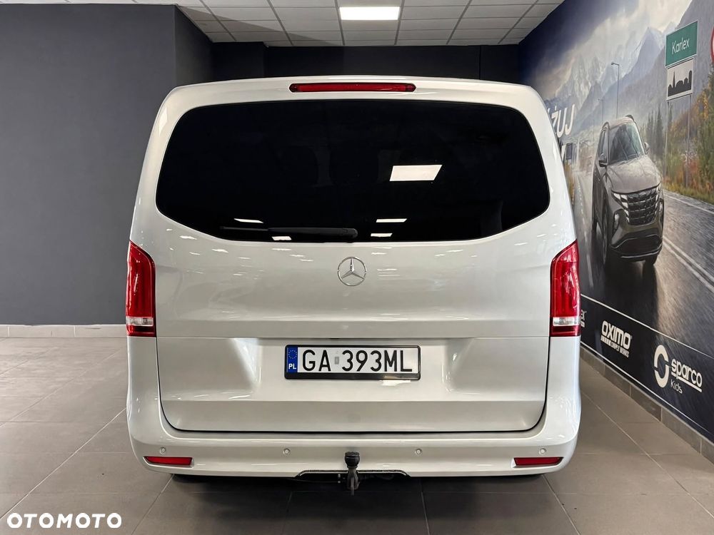 Mercedes-Benz Klasa V 220 d 4-Matic Avantgarde 9G-Tronic - 6