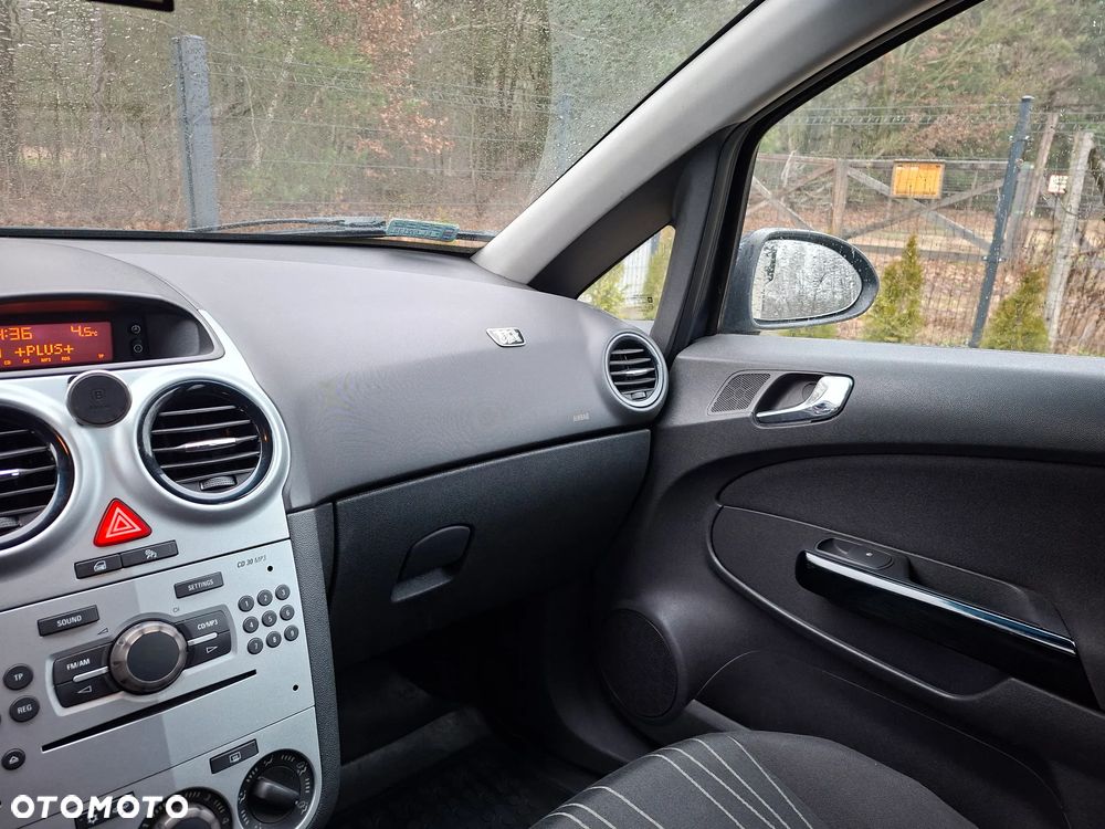 Opel Corsa 1.4 16V Enjoy - 7