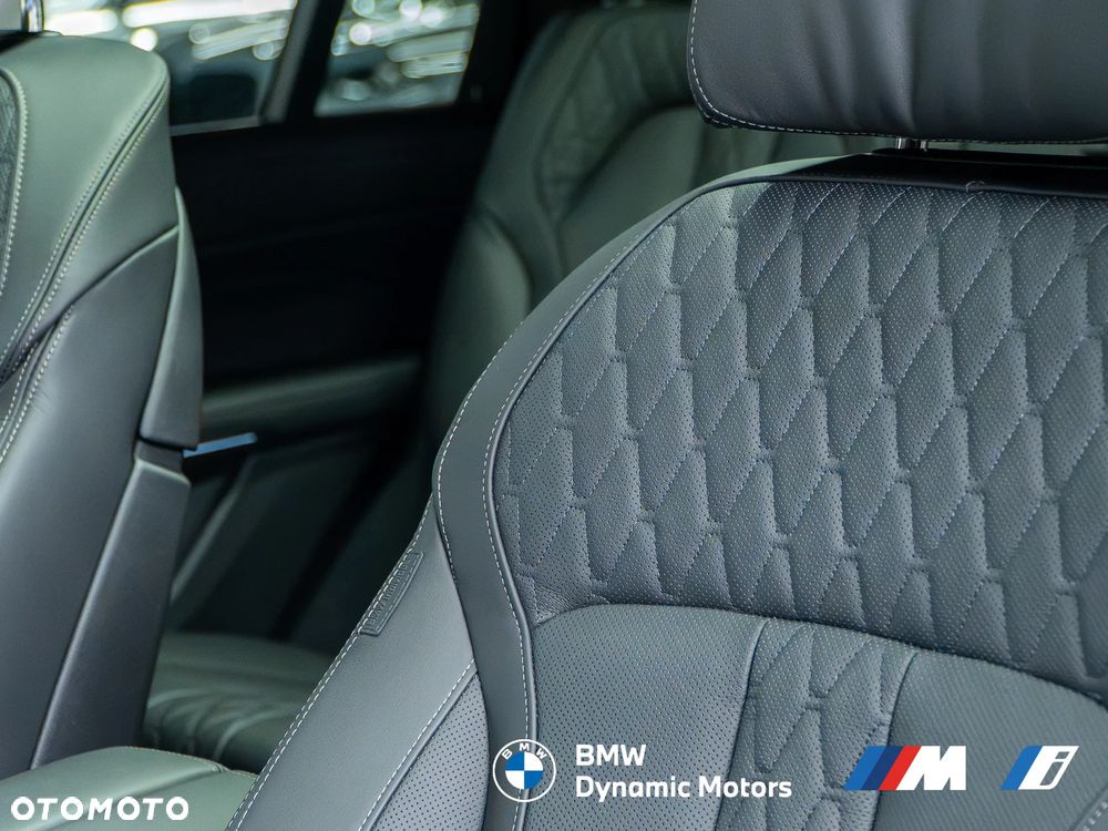 BMW X7 xDrive40d - 29
