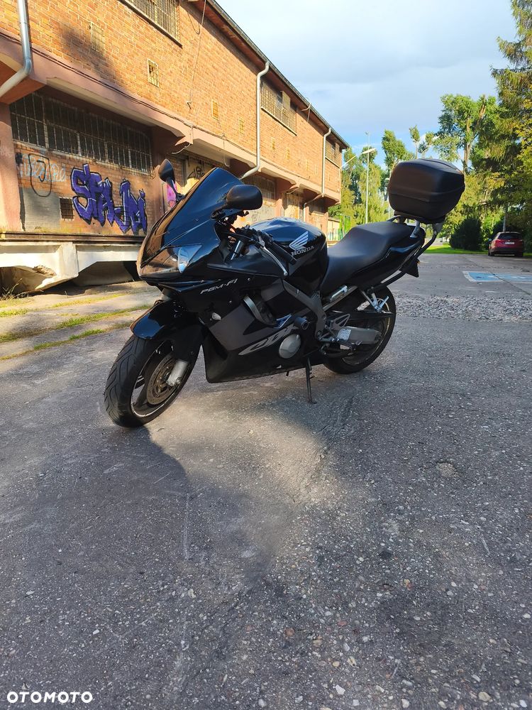Honda CBR - 10