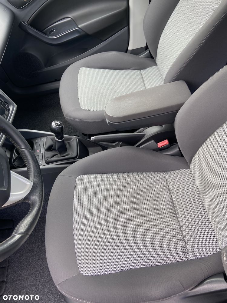 Seat Ibiza 1.6 16V Stylance - 13